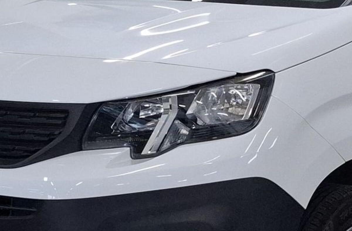 PEUGEOT Partner 1.5 BlueHDi Pro Standard