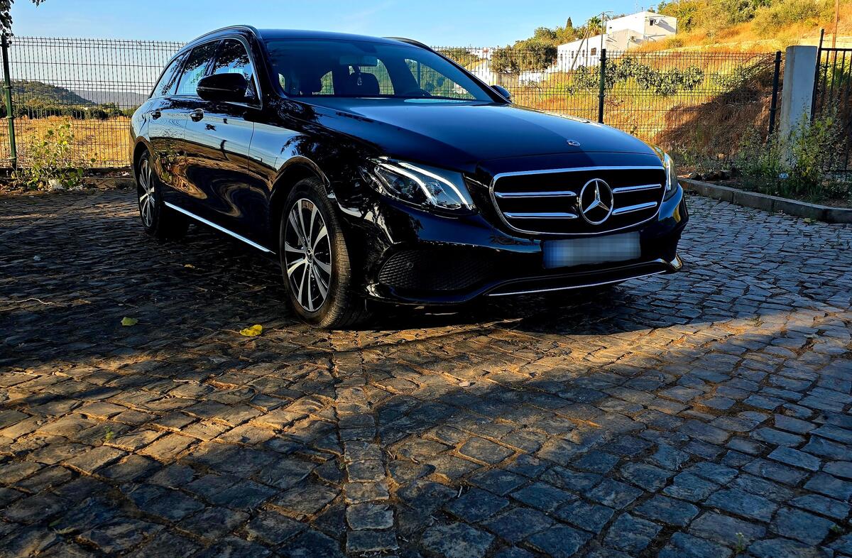 MERCEDES Classe E E 300 de Avantgarde