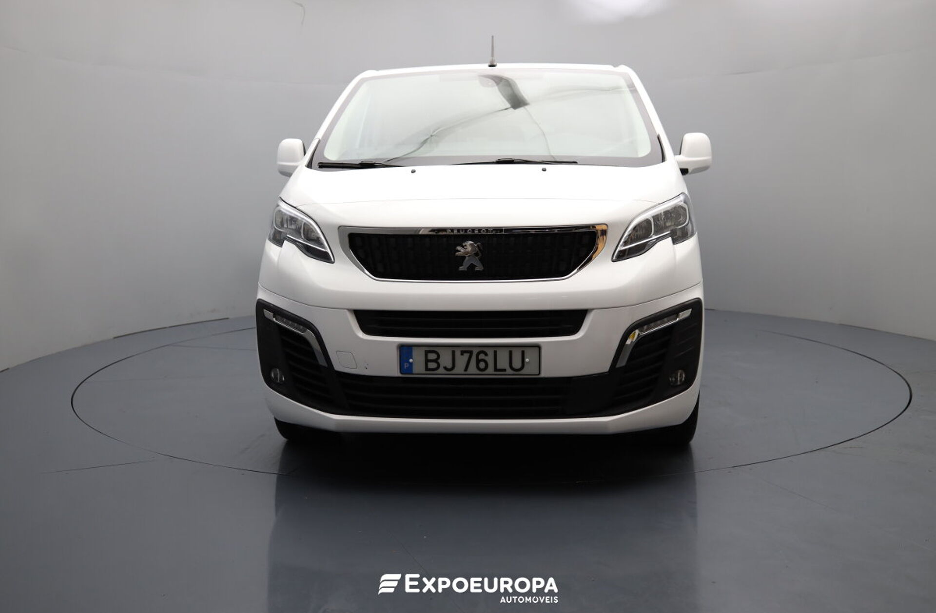 PEUGEOT Traveller 1.5 BlueHDi L2H1 Standard