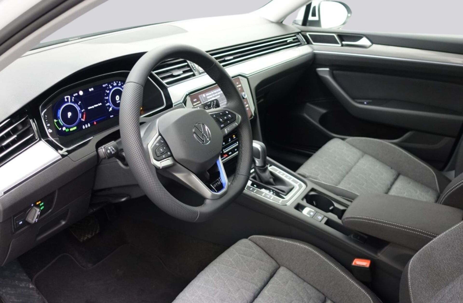 VOLKSWAGEN Passat V. 1.5 TSI eHybrid DSG