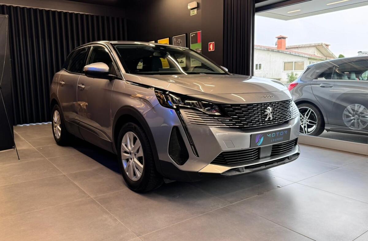 PEUGEOT 3008 1.5 BlueHDi Active Pack EAT8