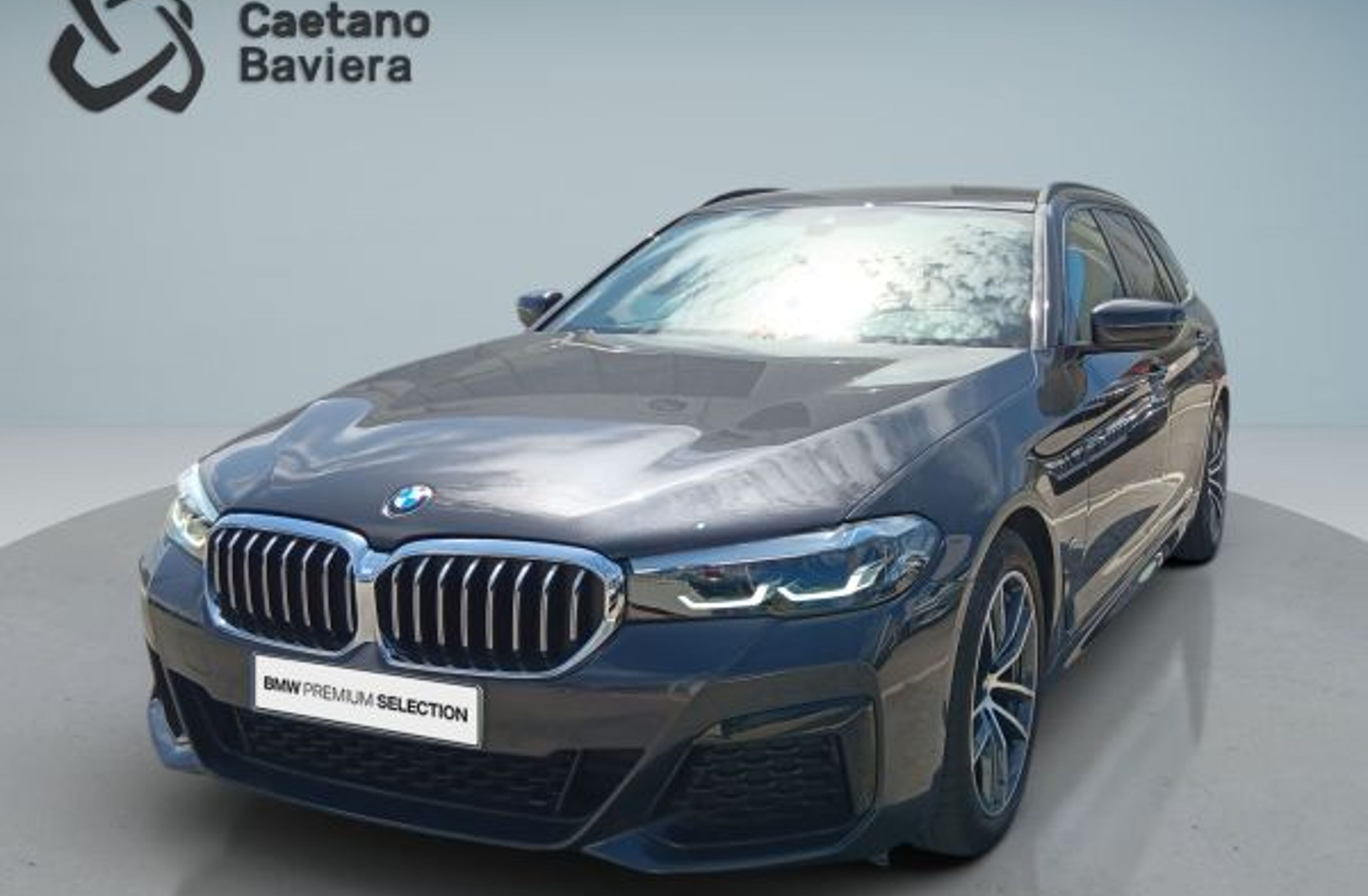 BMW Serie-5 520 520d Touring Auto 48V Pack M