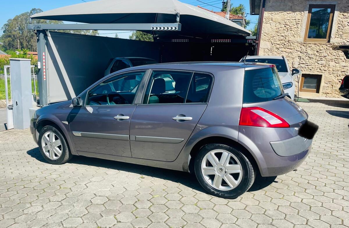 RENAULT Mégane 1.4 Confort Dynamique