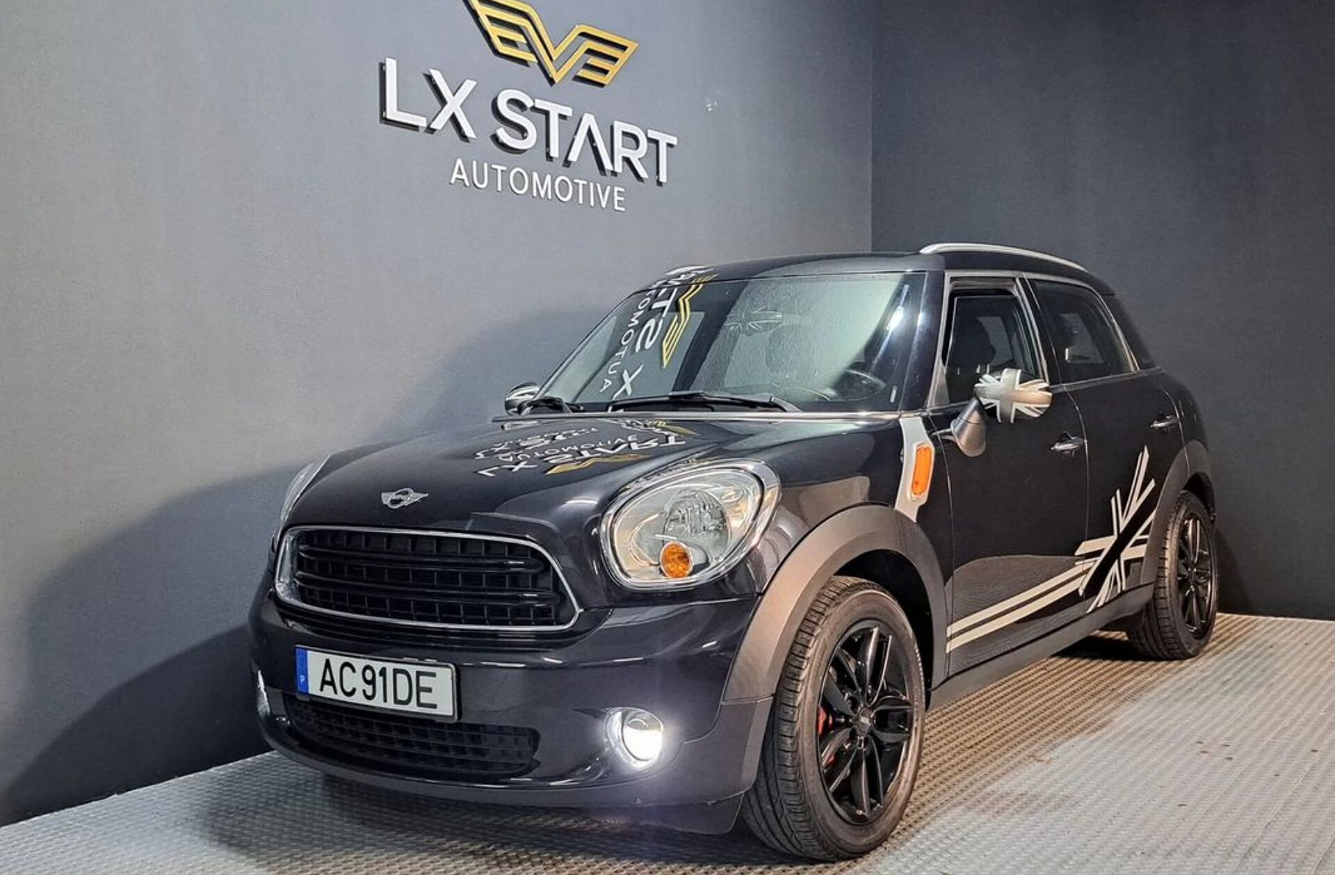 MINI Mini Countryman One