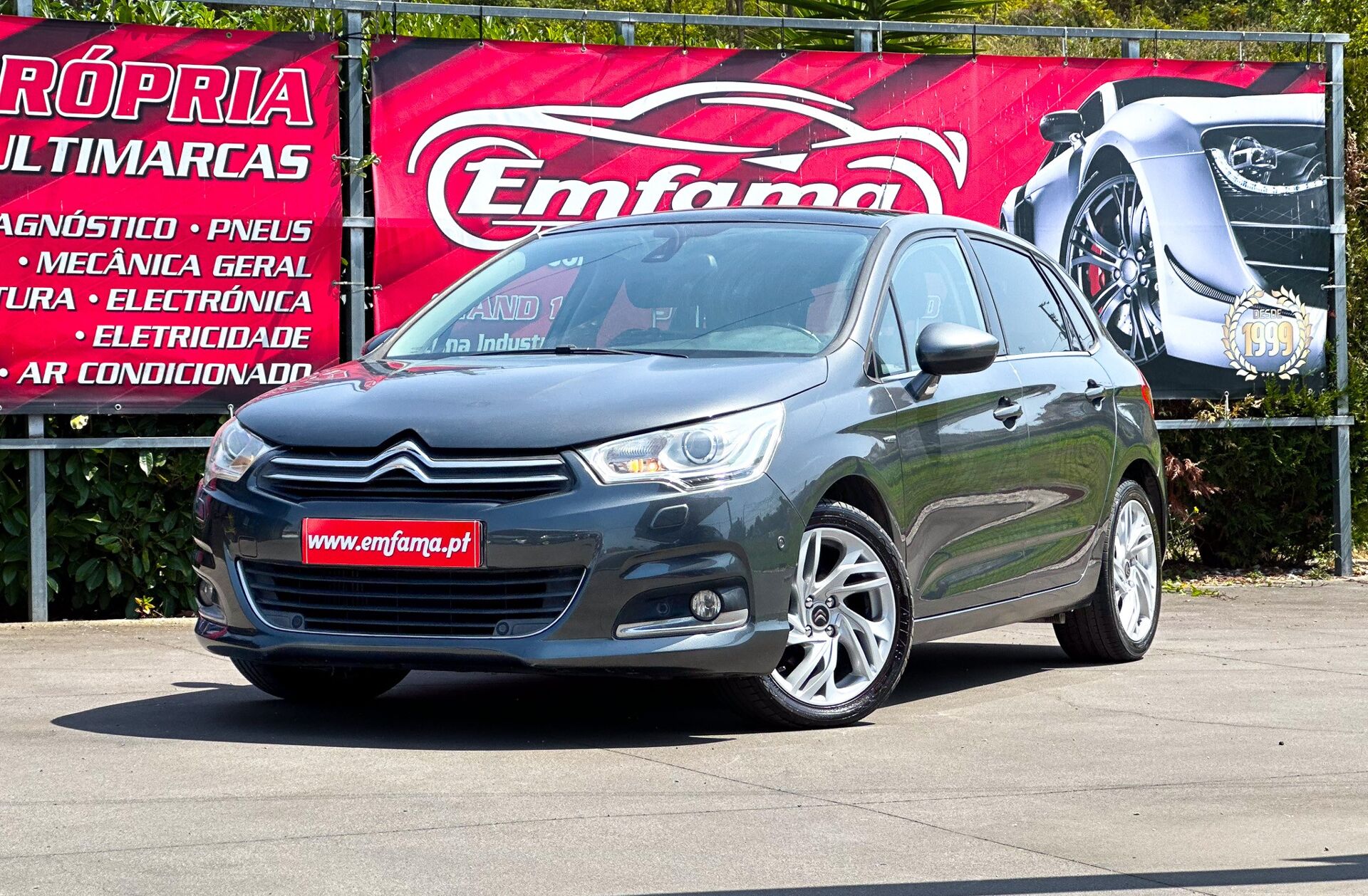 CITROEN C4 1.6 e-HDi Exclusive J17 CMP6