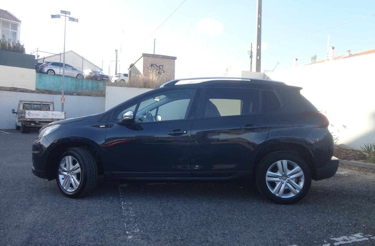 PEUGEOT 2008 1.6 BlueHDi Style