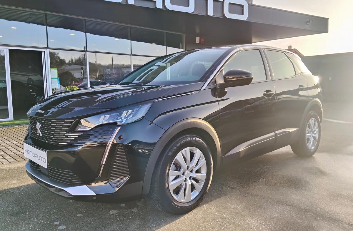 PEUGEOT 3008 1.5 BlueHDi Active Pack