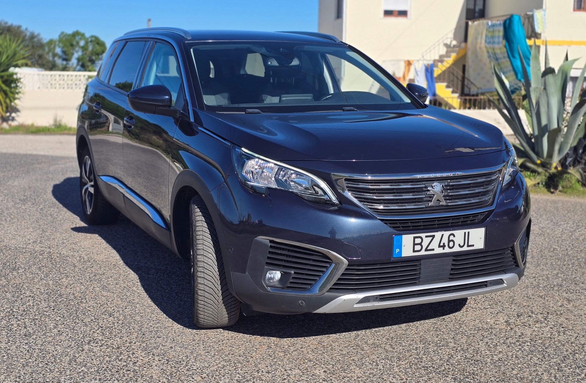 PEUGEOT 5008 1.5 BlueHDi Allure