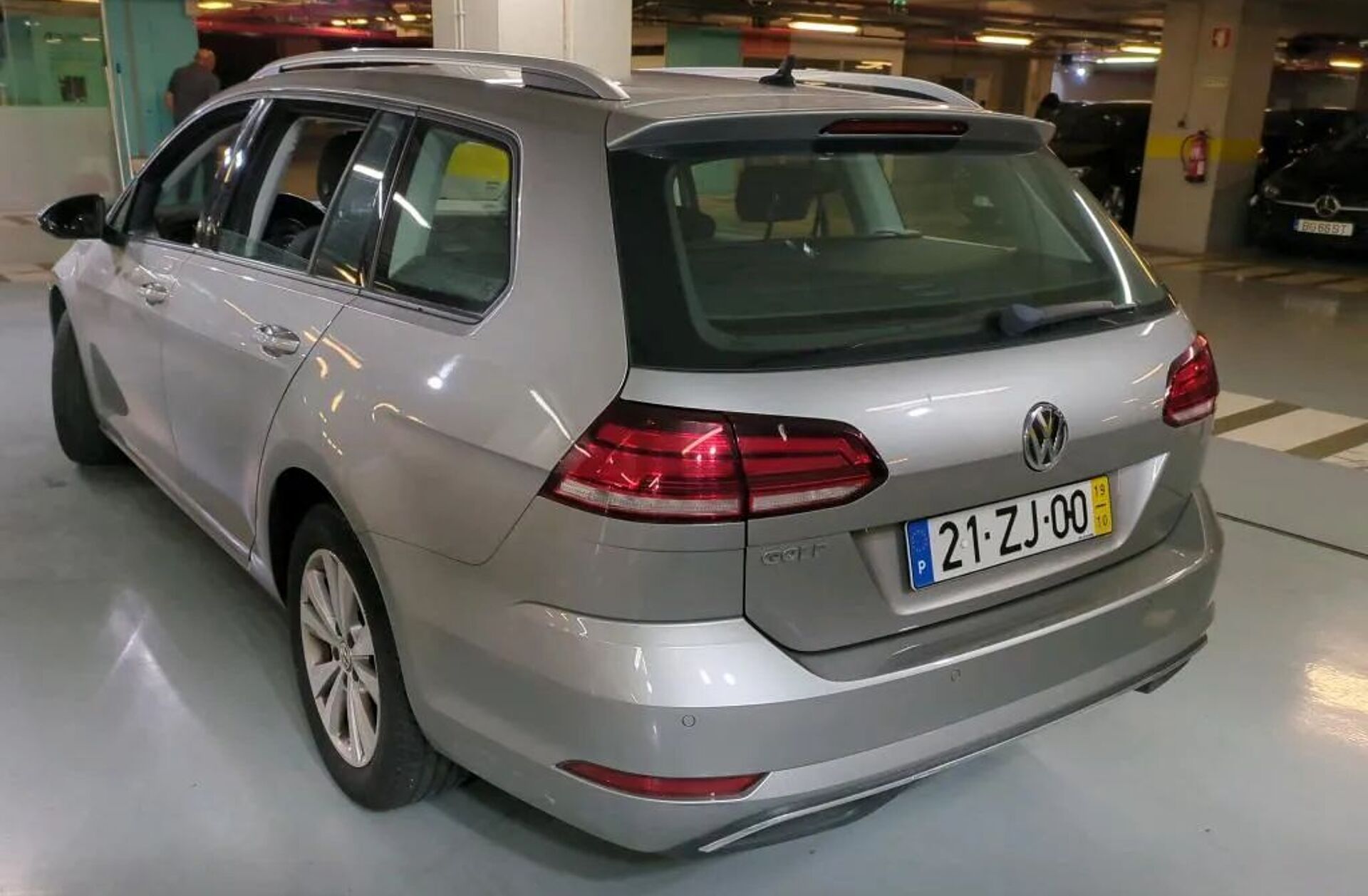 VOLKSWAGEN Golf V.1.6 TDI Confortline