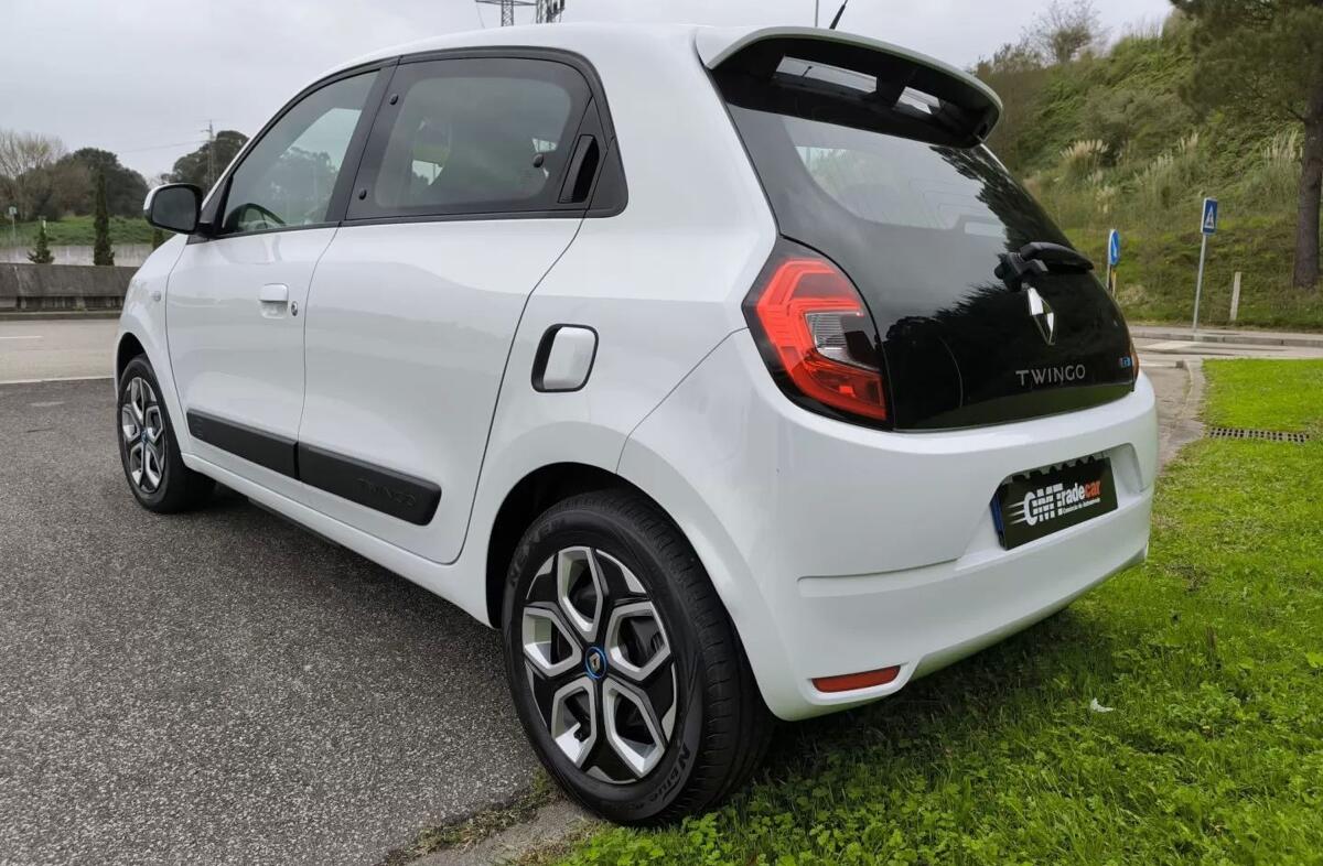 RENAULT Twingo Z.E. 22 Zen