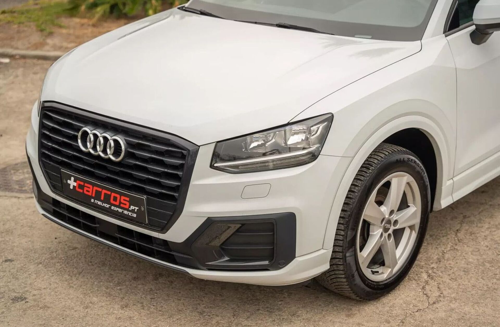 AUDI Q2 30 TFSI Design S tronic