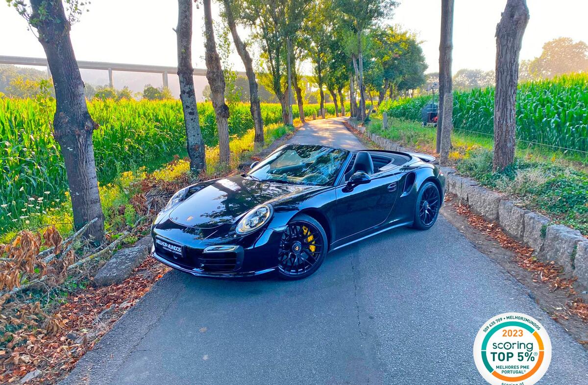 PORSCHE 911 Turbo S PDK