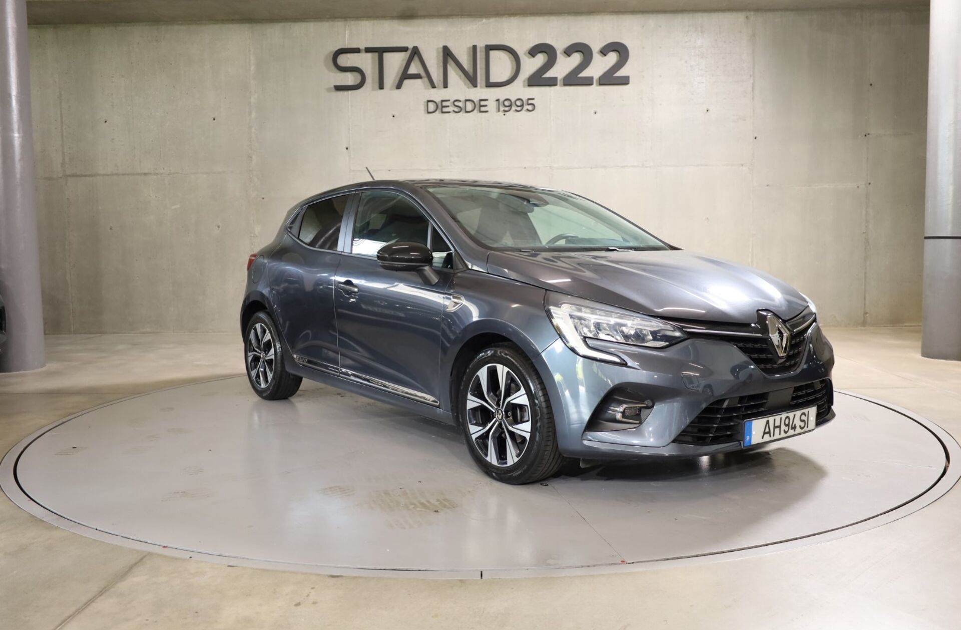 RENAULT Clio 1.0 TCe Limited
