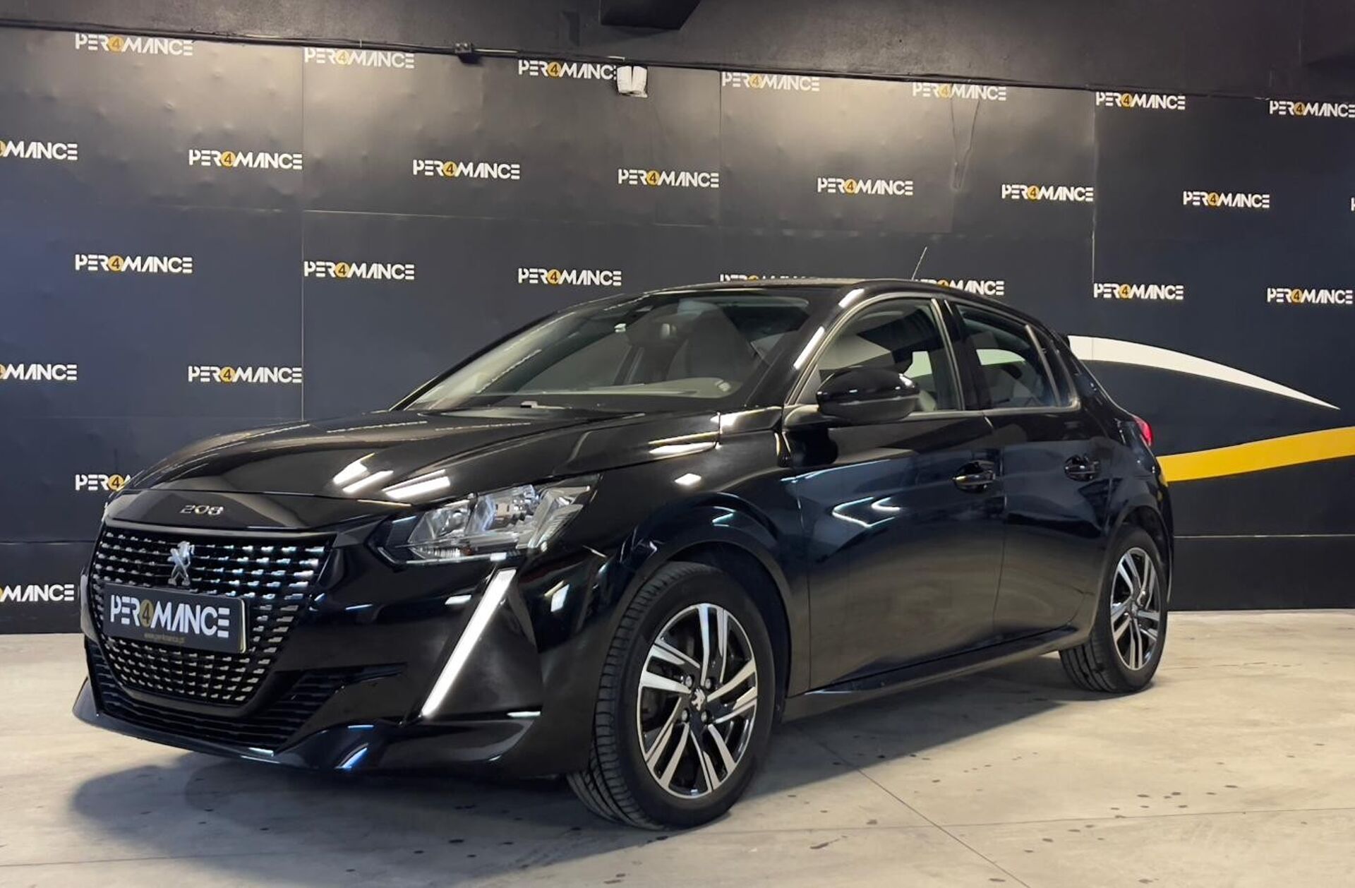 PEUGEOT 208 1.2 PureTech Allure Pack EAT8