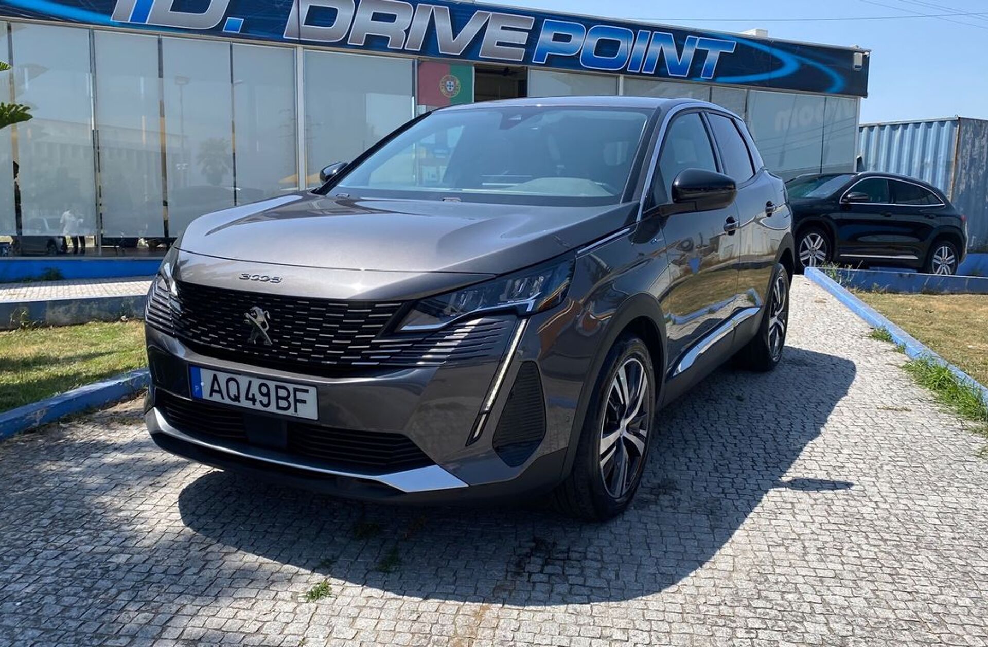 PEUGEOT 3008 1.6 Hybrid Allure e-EAT8