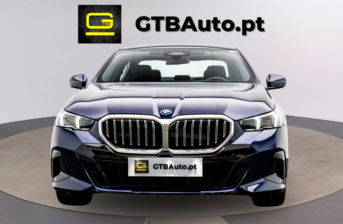 BMW Serie-5 530 e Pack Desportivo M