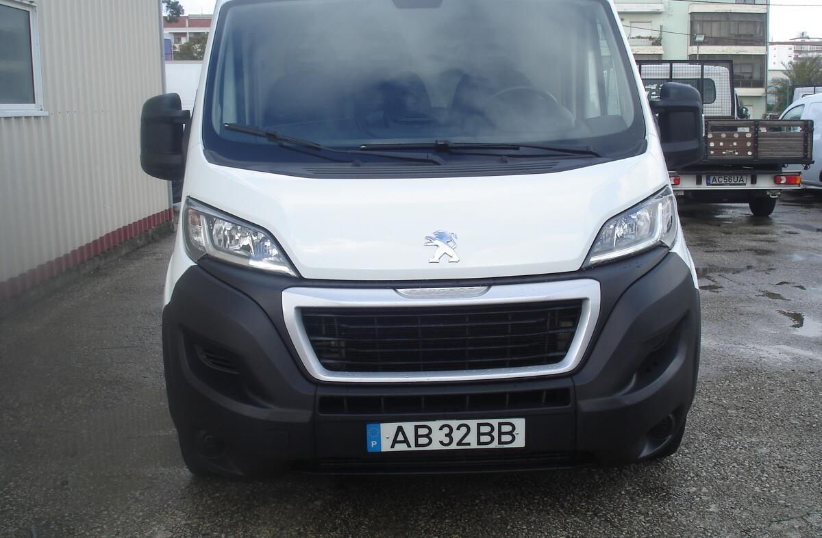 PEUGEOT Boxer 2.2 BlueHDi 333 L2 CD