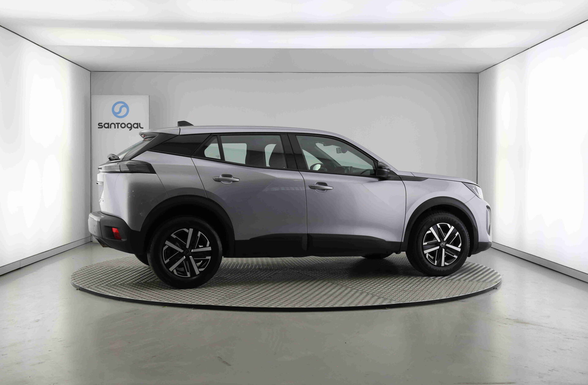 PEUGEOT 2008 1.2 PureTech Active