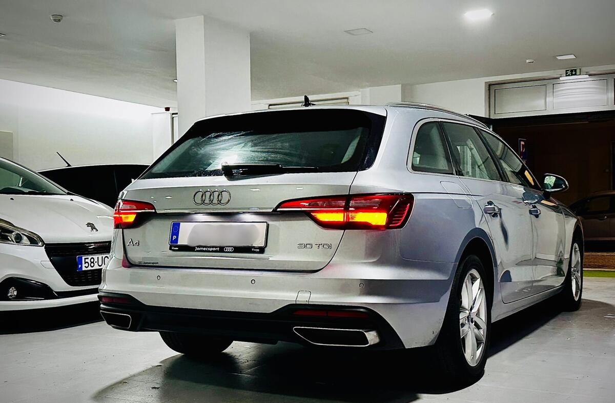 AUDI A4 S4 A.TDI quattro Tiptronic