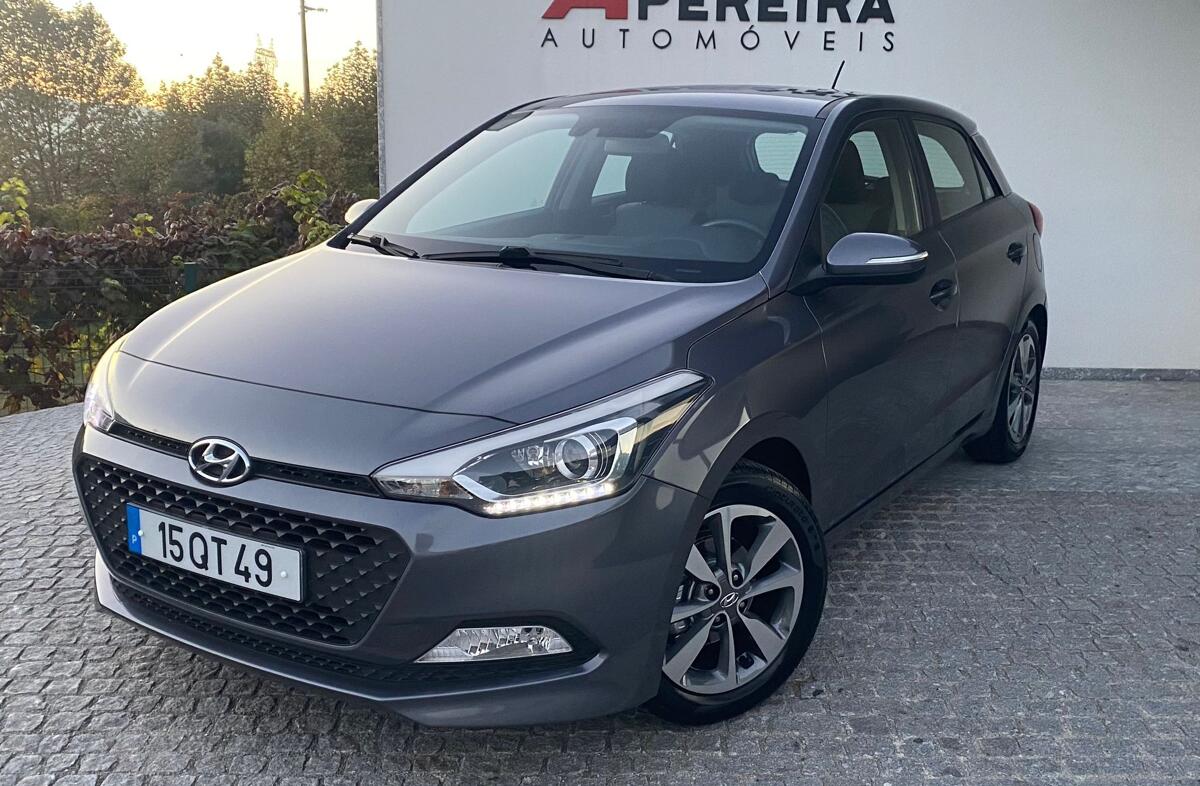 HYUNDAI i20 1.4 Comfort+P.Look+JLL16 AT