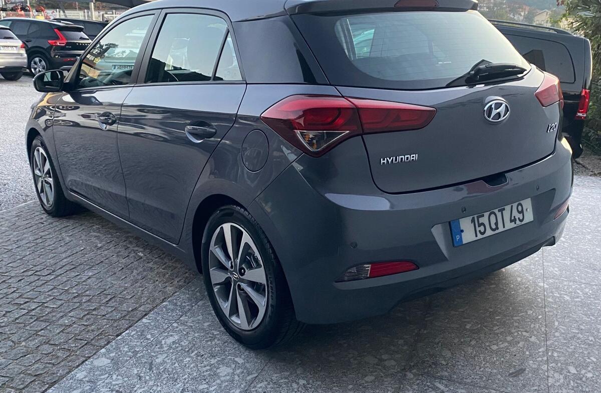 HYUNDAI i20 1.4 Comfort+P.Look+JLL16 AT