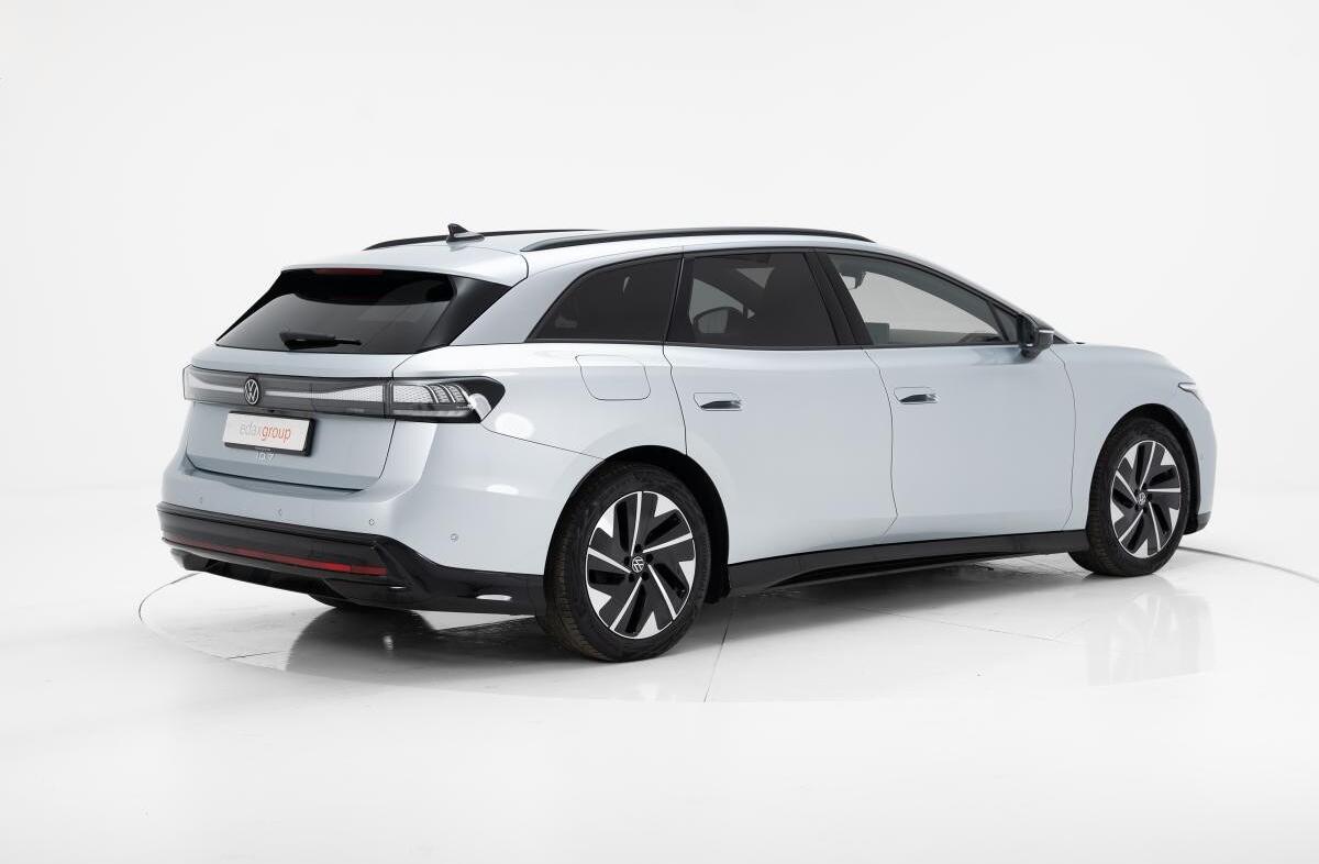VOLKSWAGEN ID.7 Tourer 77 kWh Pro Urban