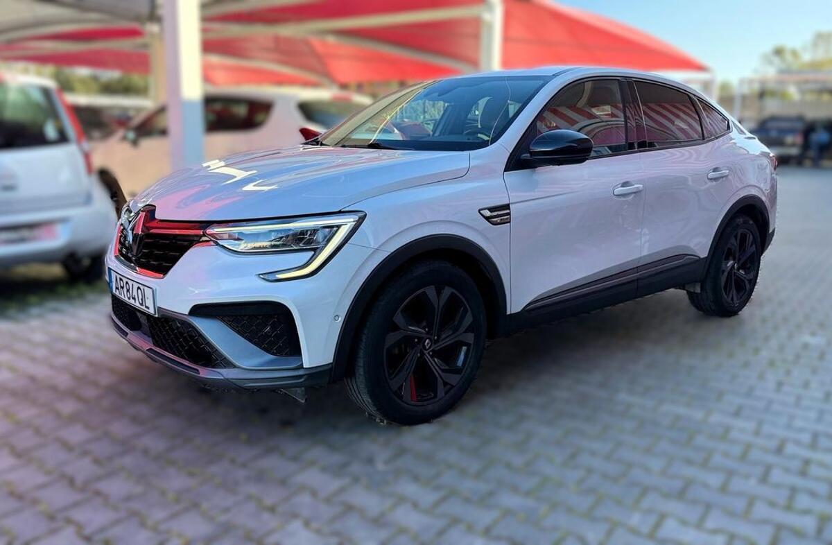 RENAULT Arkana 1.6 E-Tech R.S.Line