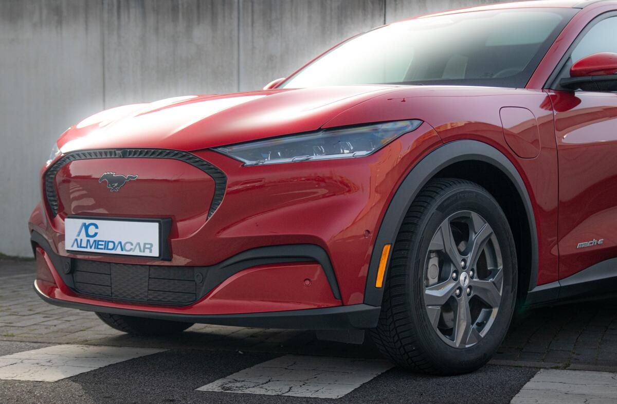 FORD Mustang Mach-E Standard AWD