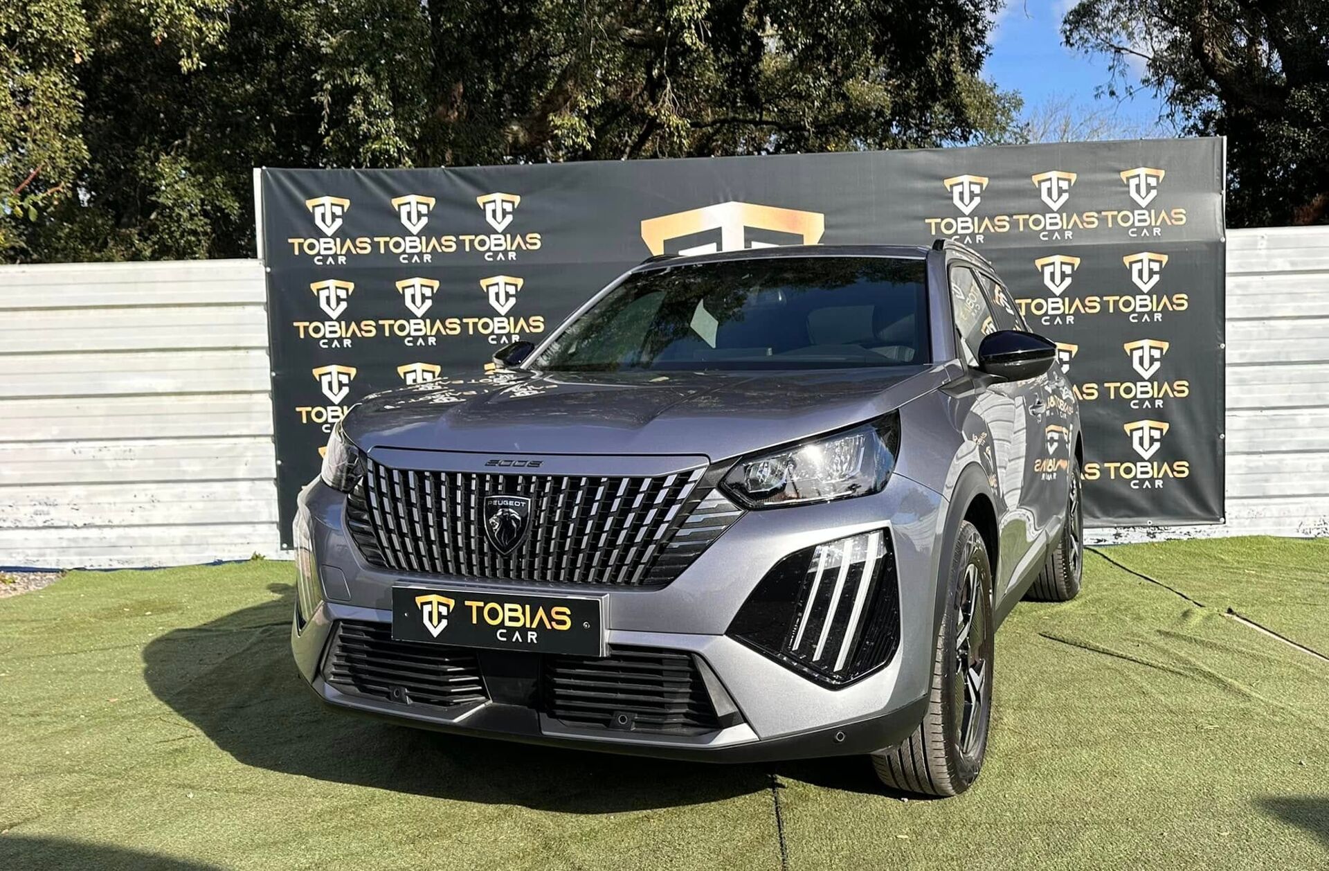 PEUGEOT 2008 1.2 PureTech Allure EAT8
