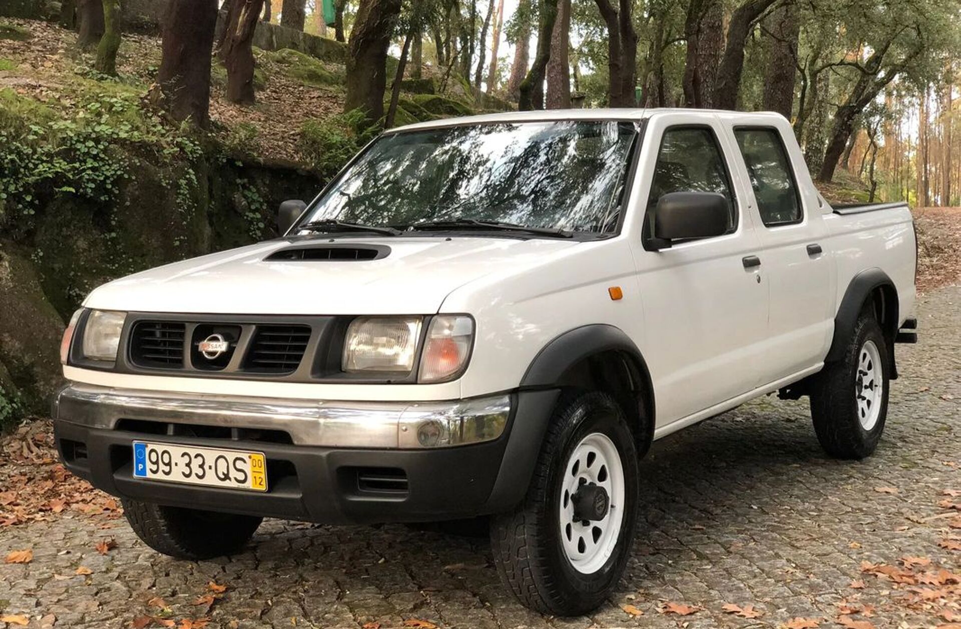 NISSAN Pick-Up 2.5 TD CD