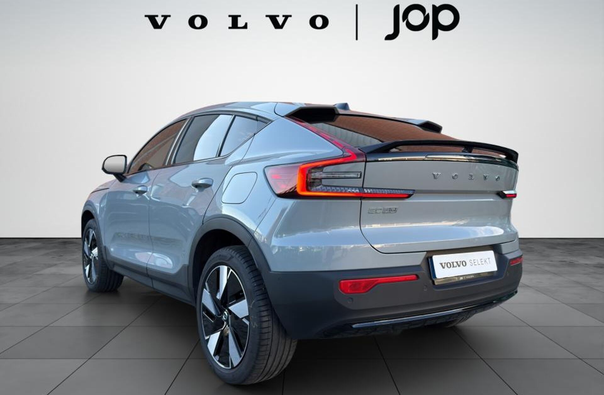 VOLVO EC40 Single Motor Extended Range Core