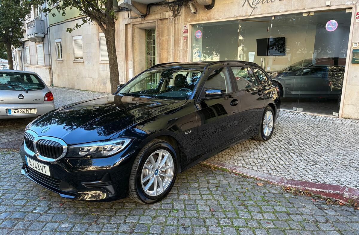 BMW Serie-3 320 e Touring Corporate Edition Auto