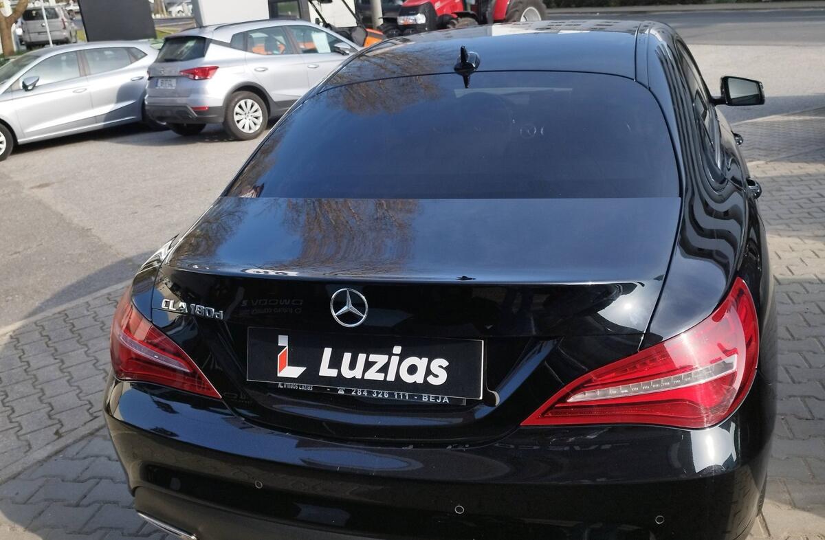 MERCEDES Classe CLA CLA 180 d Aut.