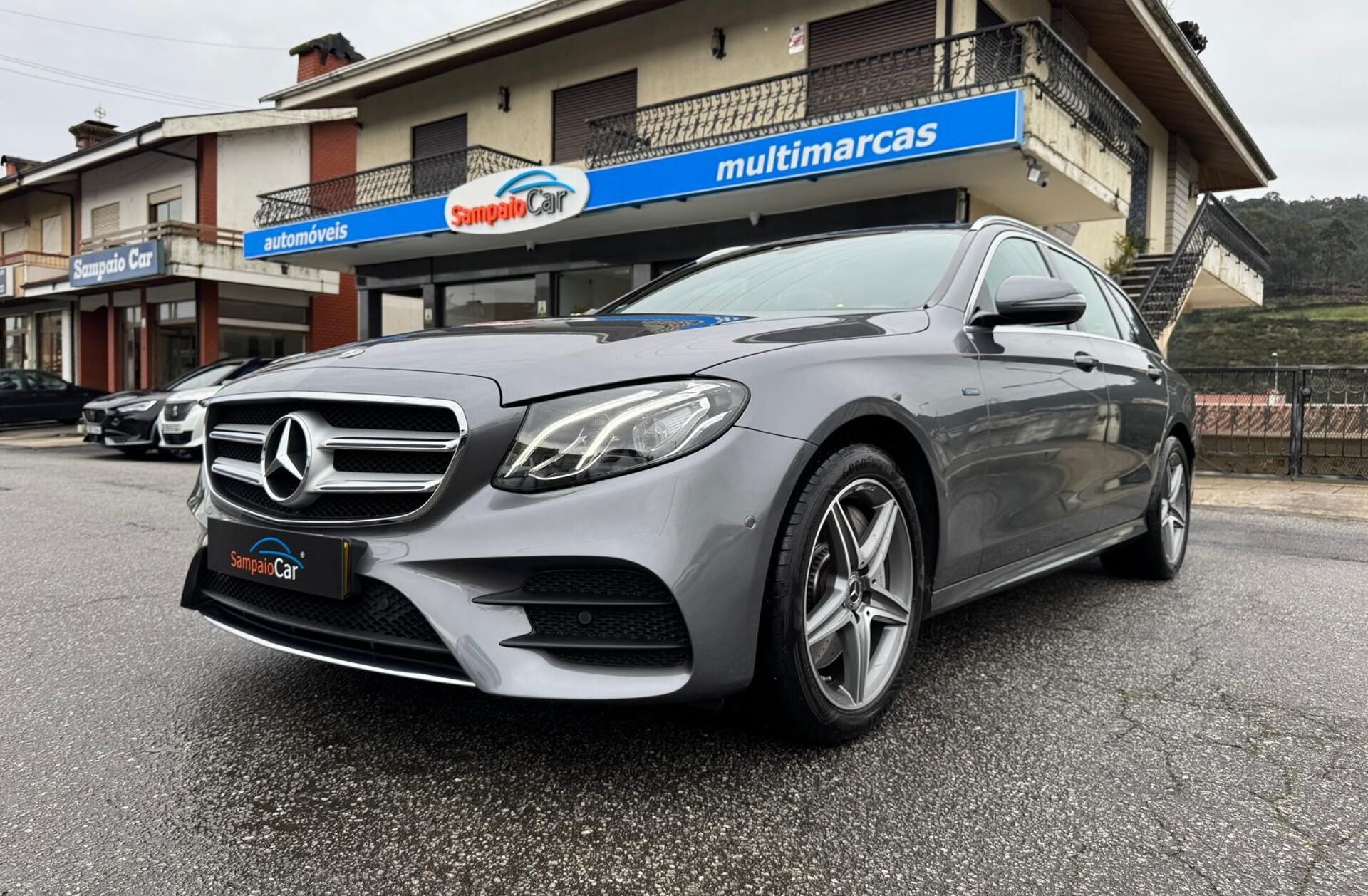 MERCEDES Classe E E 300 de AMG Line