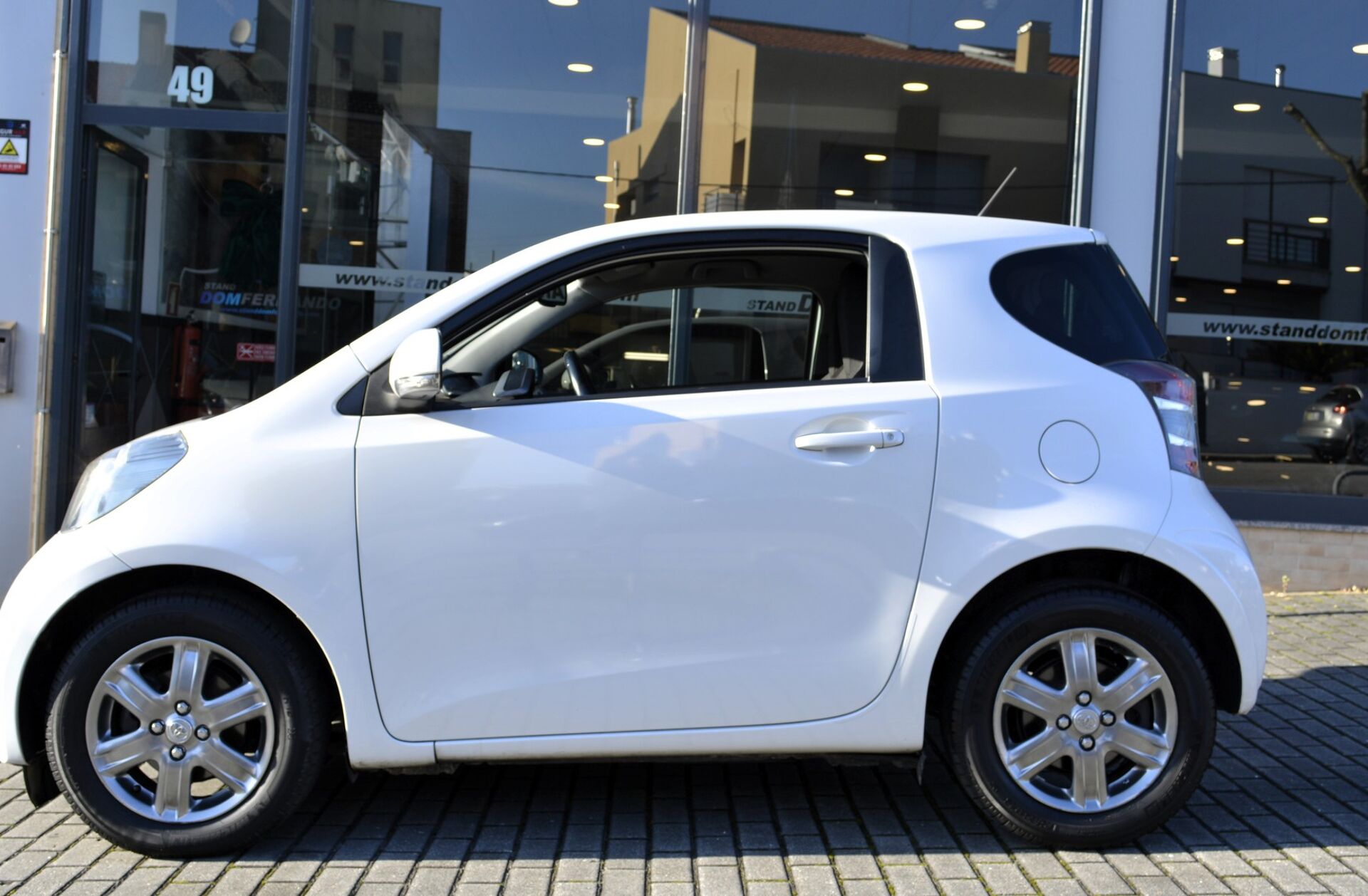 TOYOTA IQ 1.0 VVT-i