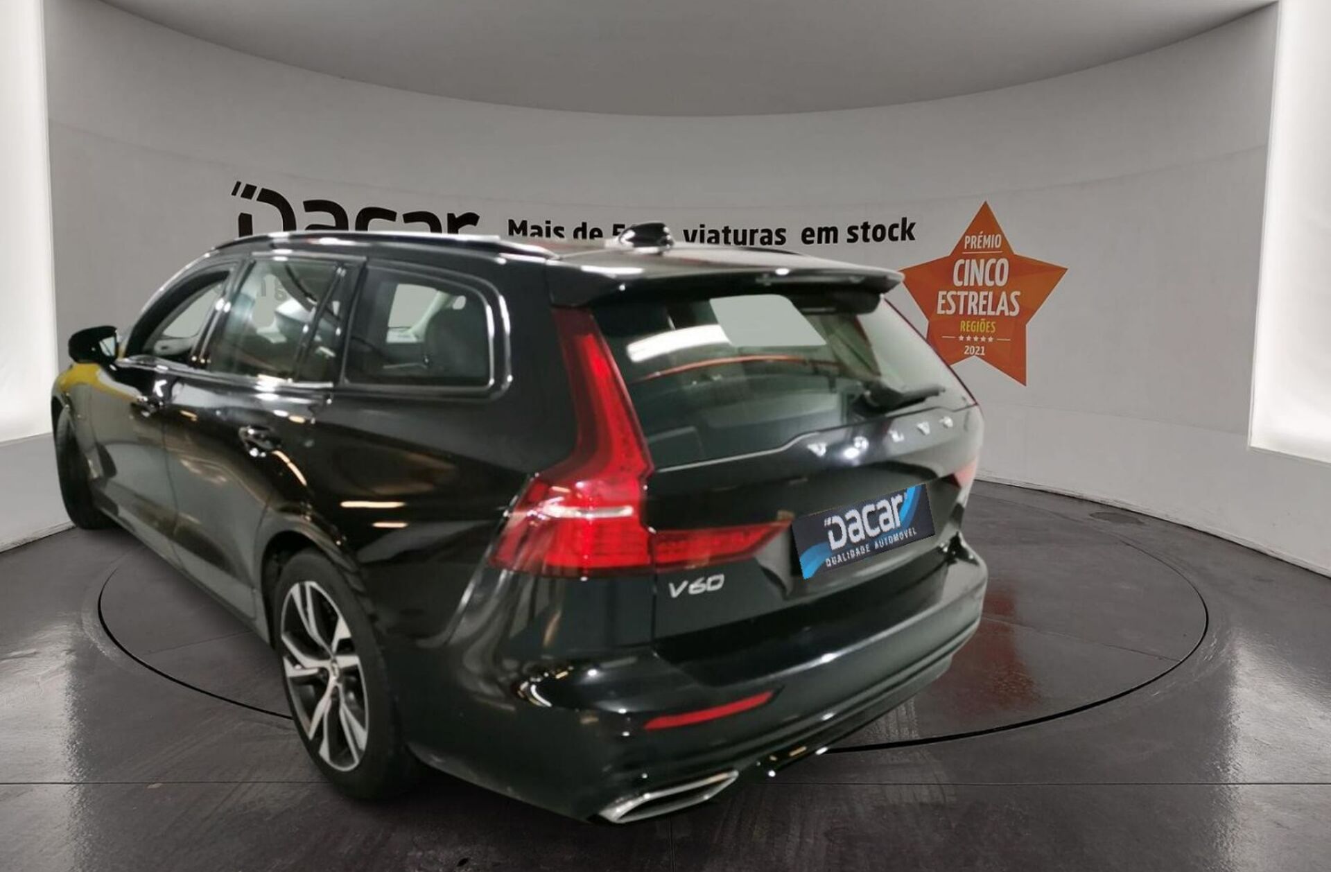 VOLVO V60 2.0 T6 AWD R-Design