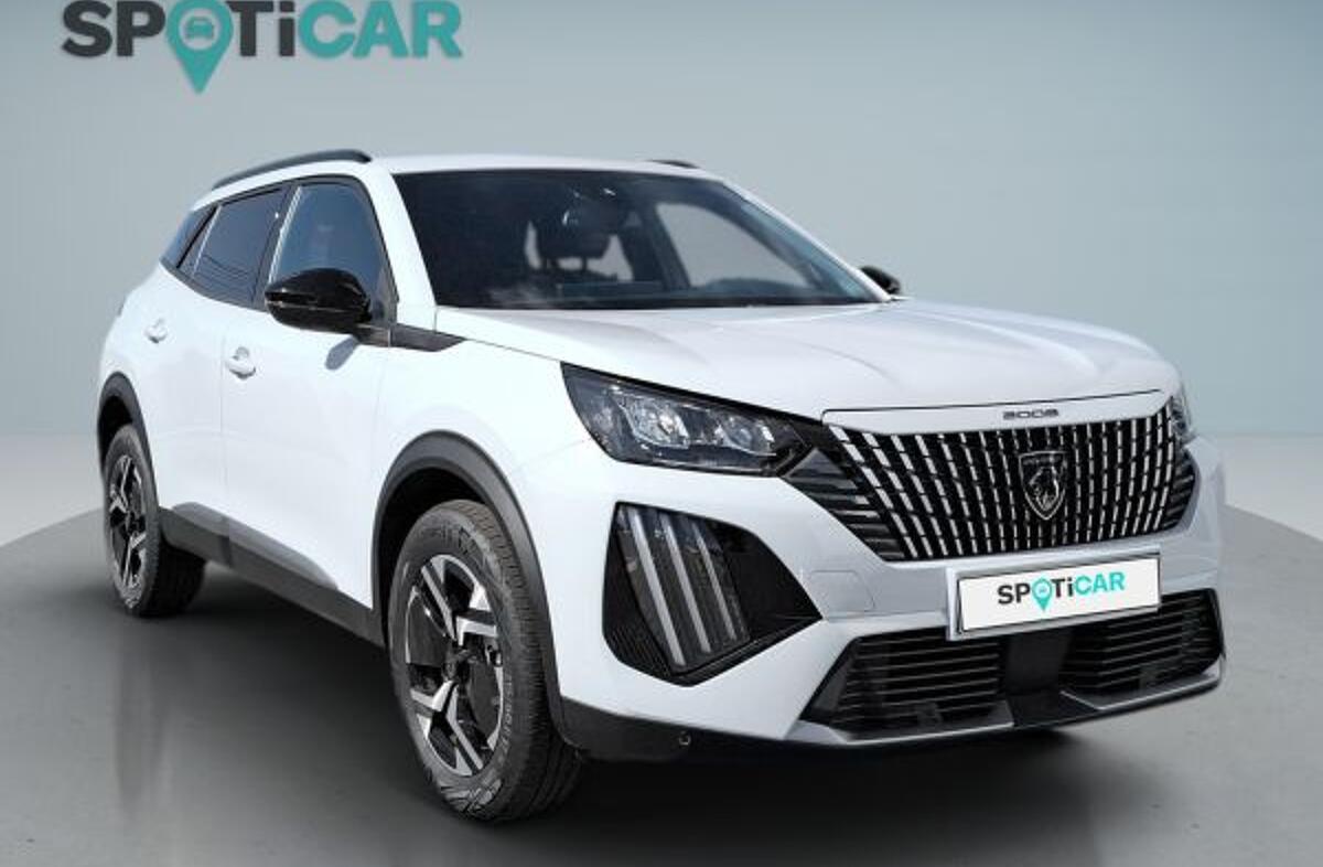 PEUGEOT 2008 1.2 Hybrid Allure e-DCS6