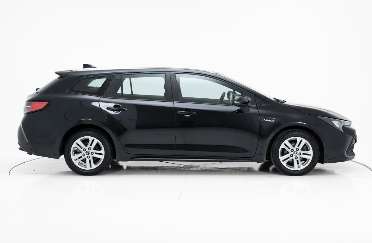 TOYOTA Corolla 1.8 Hybrid Comfort
