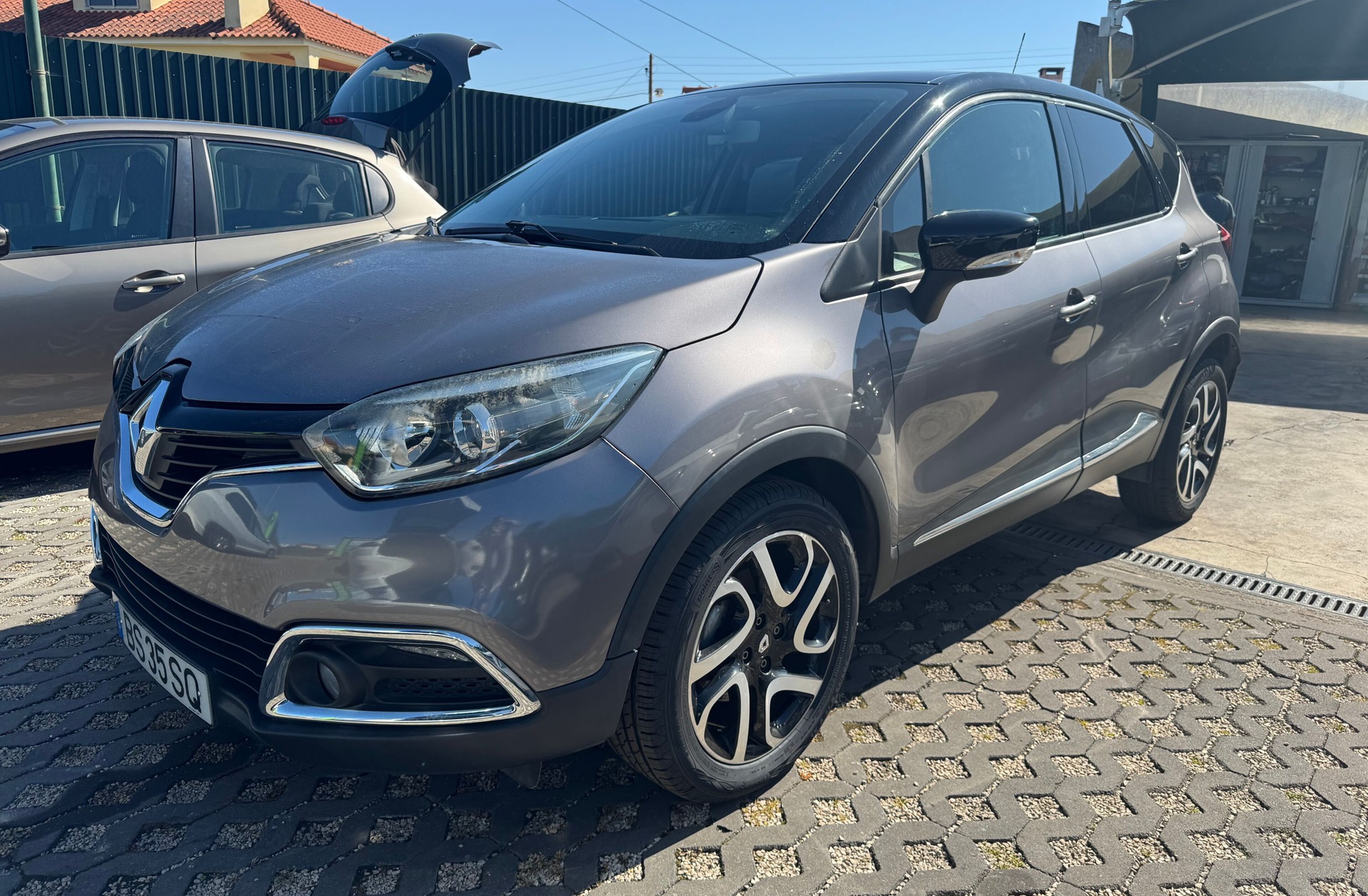 RENAULT Captur 1.5 dCi Exclusive EDC