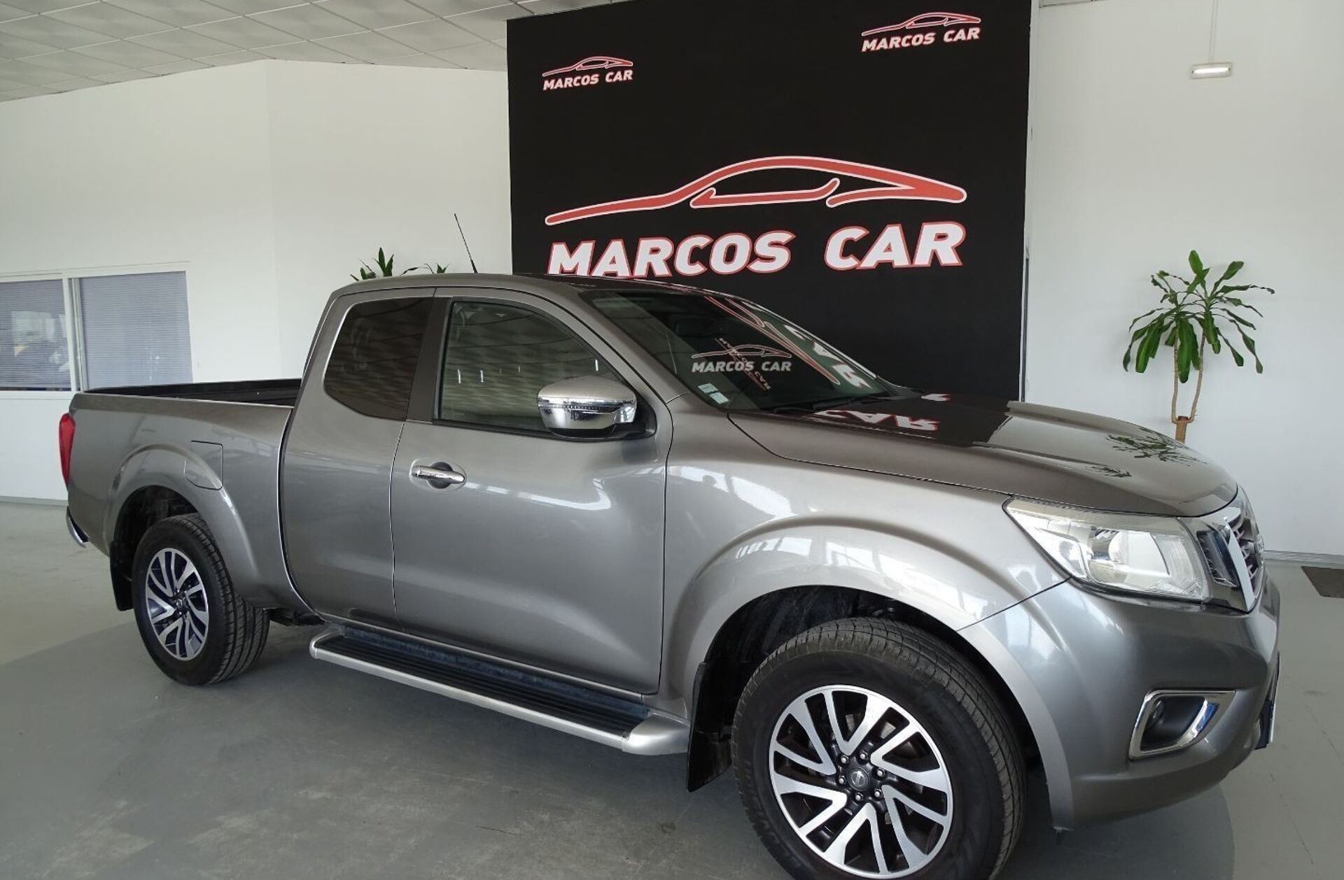 NISSAN Navara 2.3 dCi CD 4WD Acenta