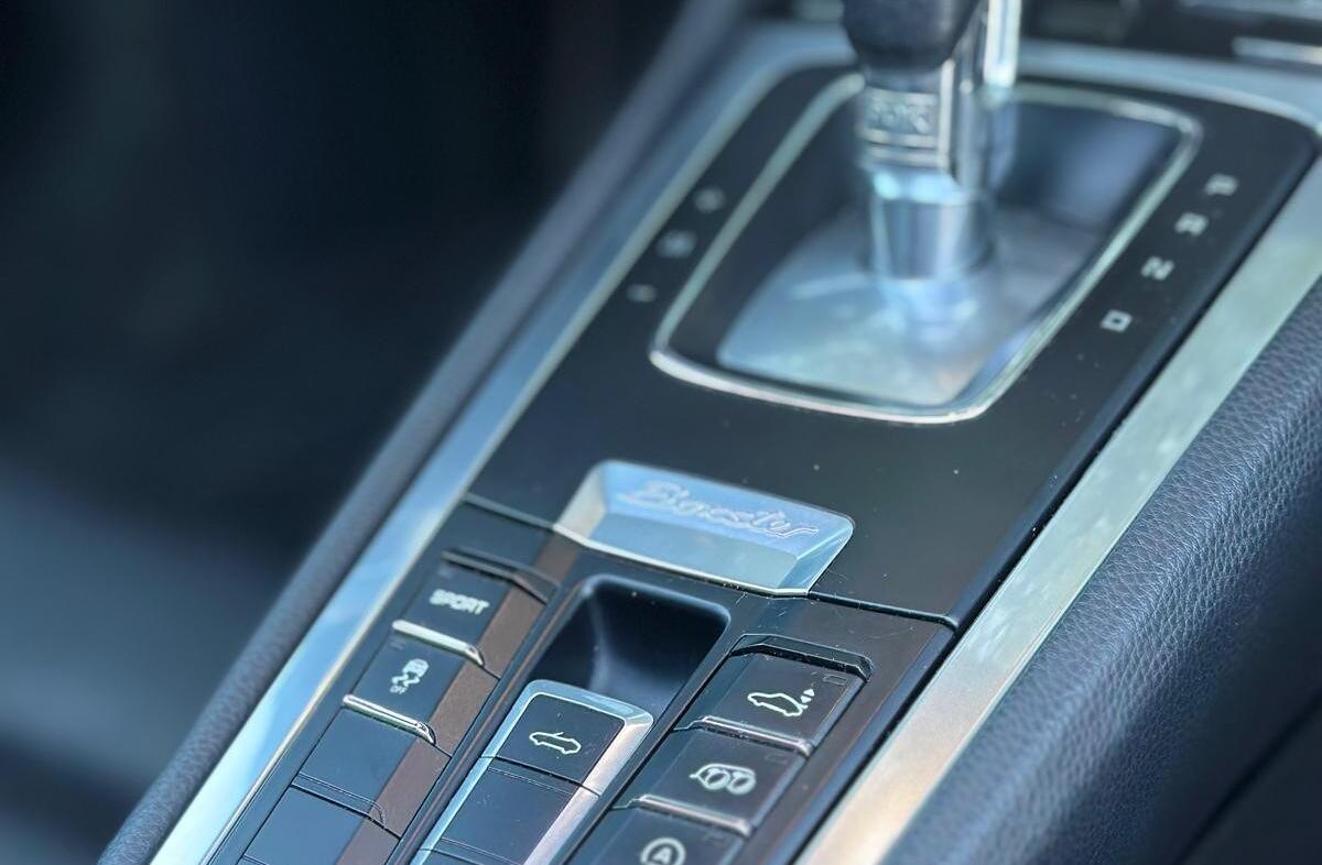 PORSCHE Boxster 2.7 PDK