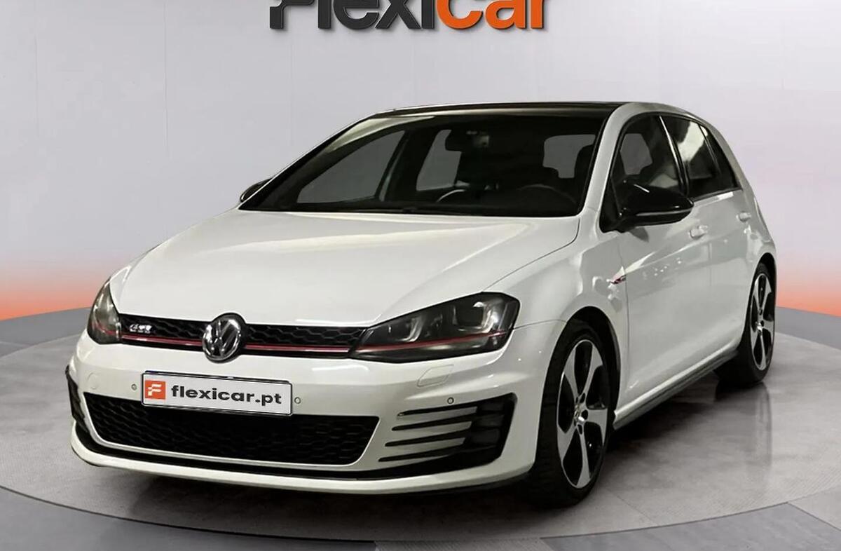 VOLKSWAGEN Golf 2.0 TSi GTi DSG Performance