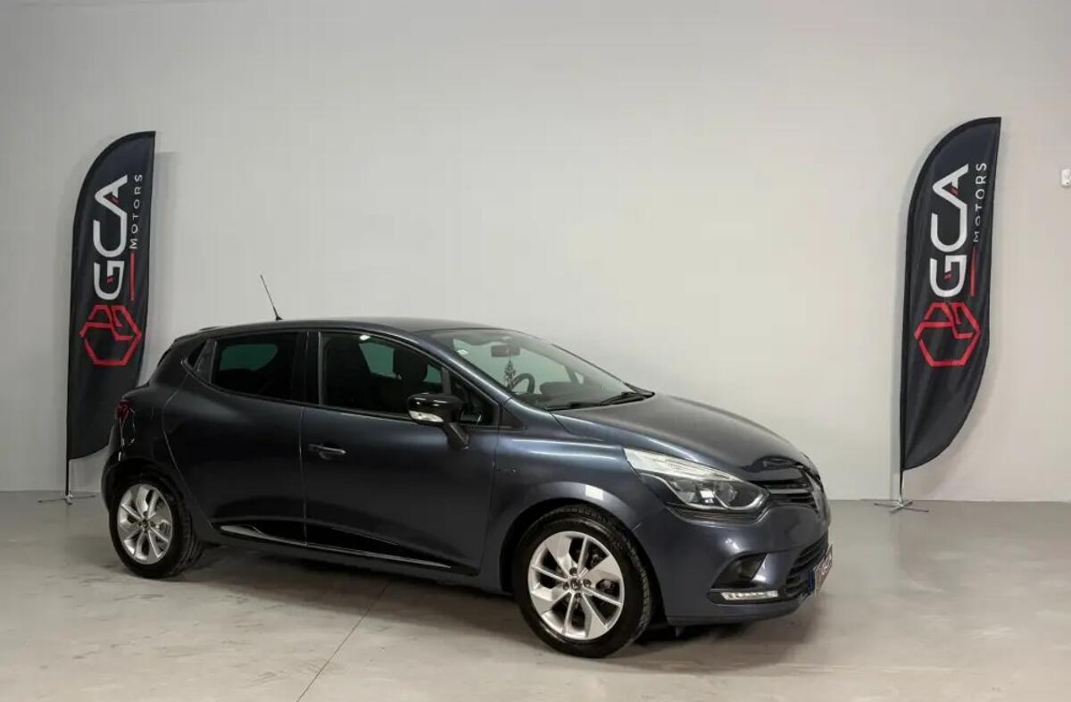 RENAULT Clio 0.9 TCE Limited