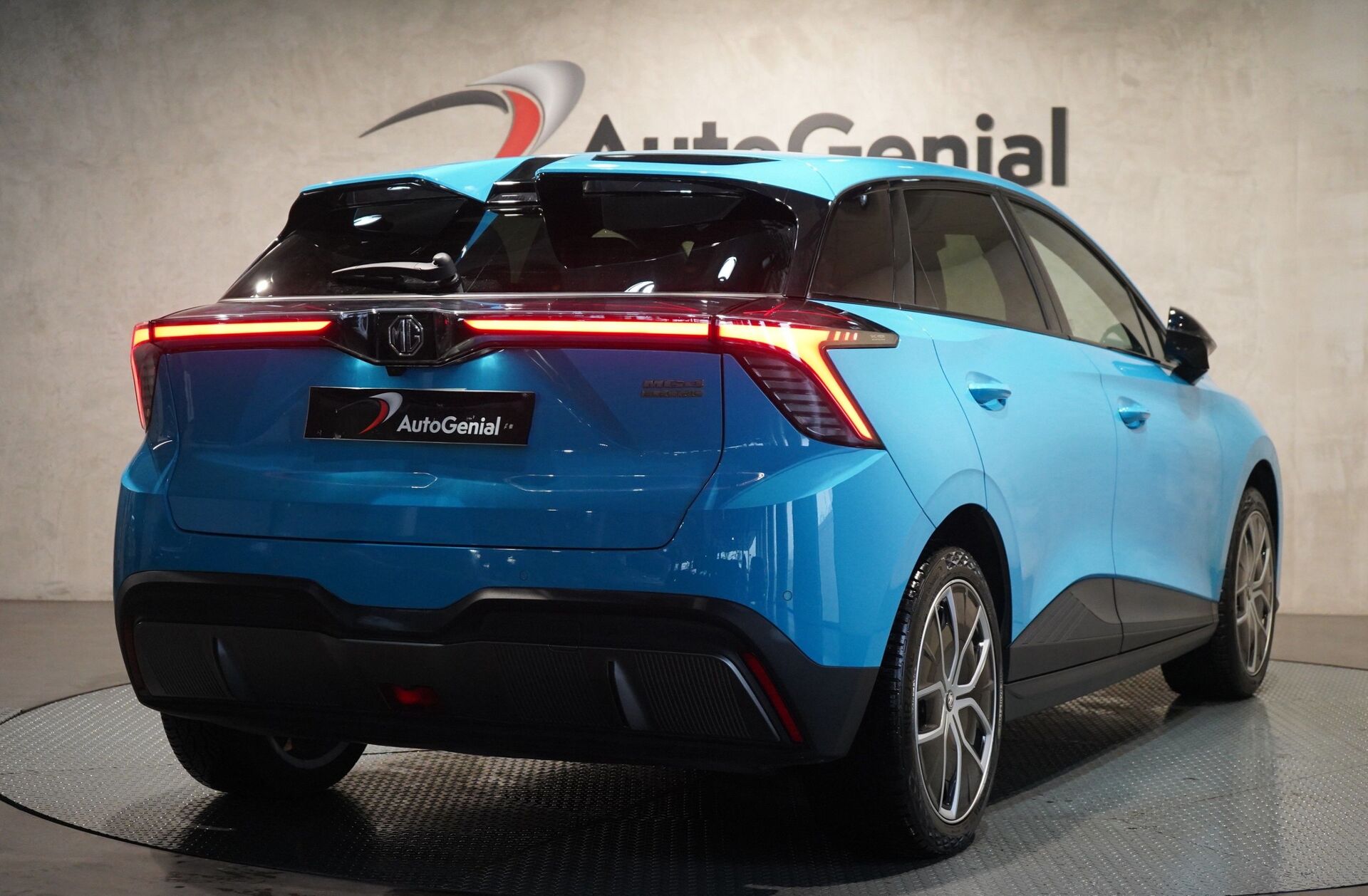 MG MG4 64 kWh Luxury