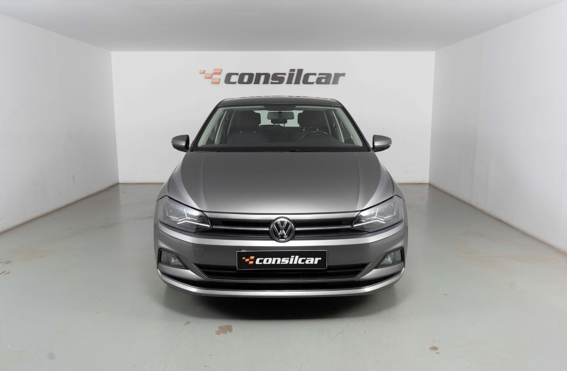 VOLKSWAGEN Polo 1.0 Confortline