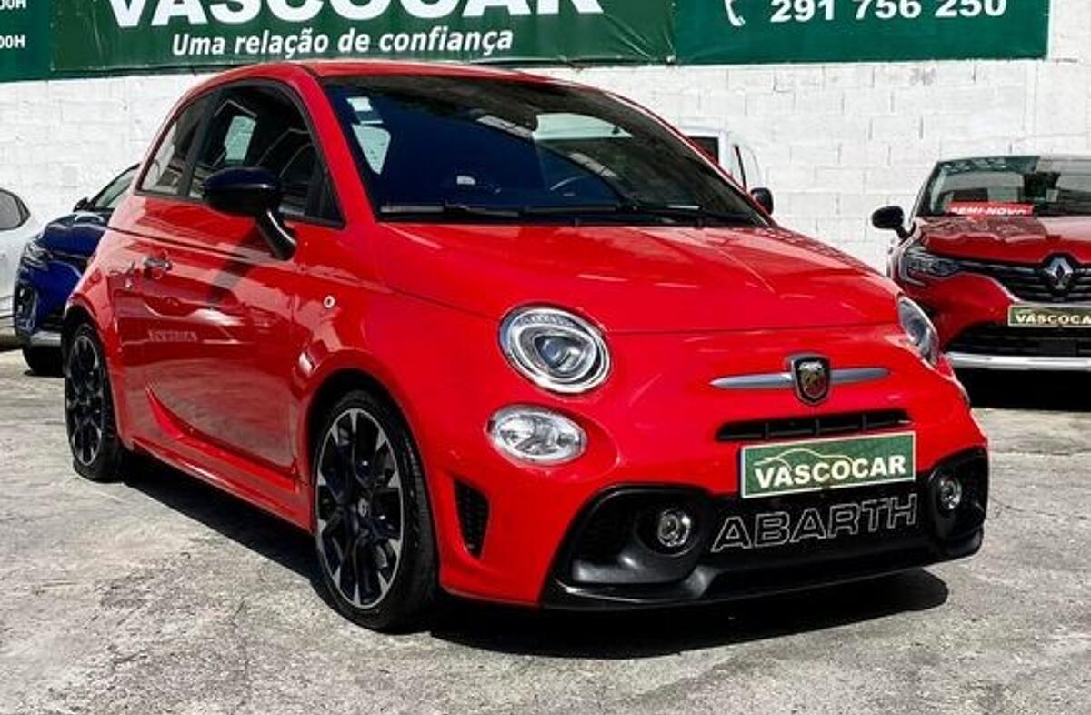 ABARTH 500 595 1.4 T-Jet Pista