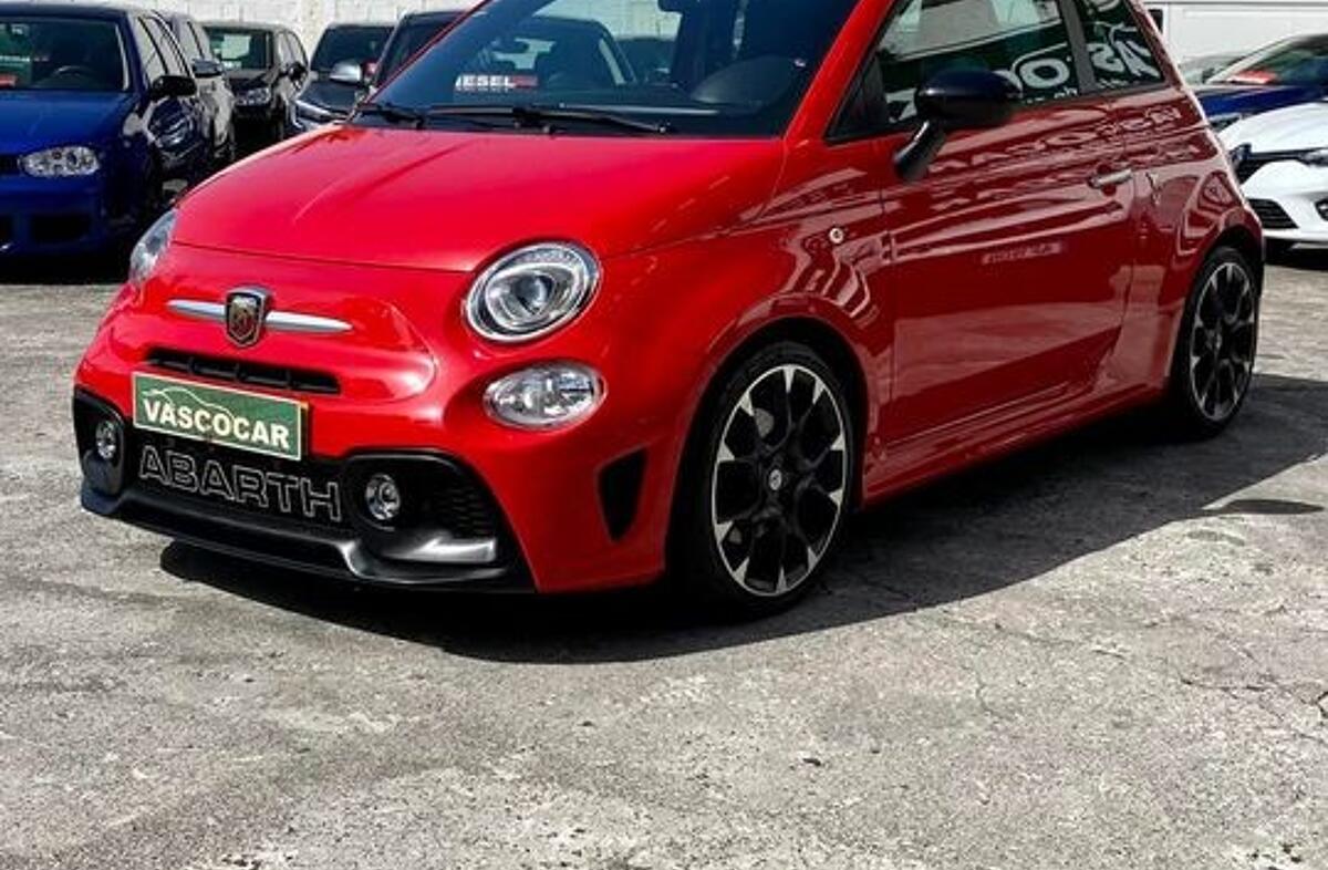 ABARTH 500 595 1.4 T-Jet Pista