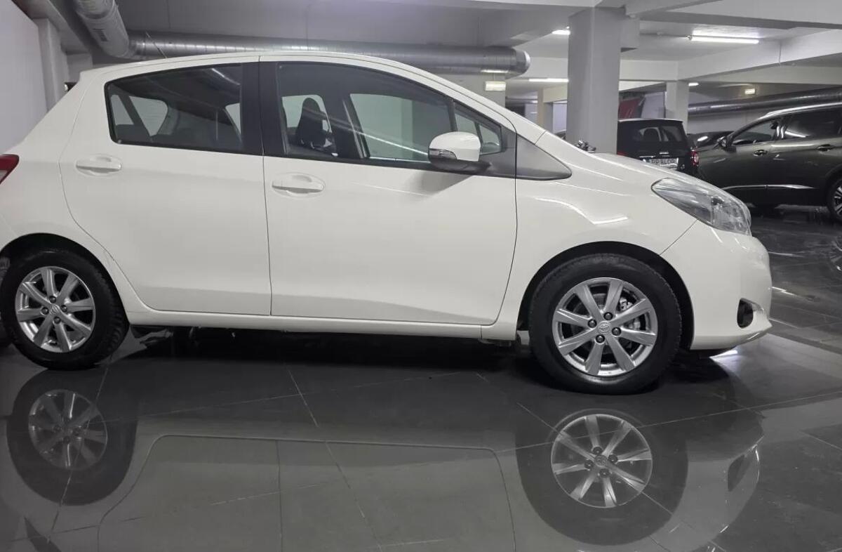 TOYOTA Yaris 1.0 VVT-i Active+AC