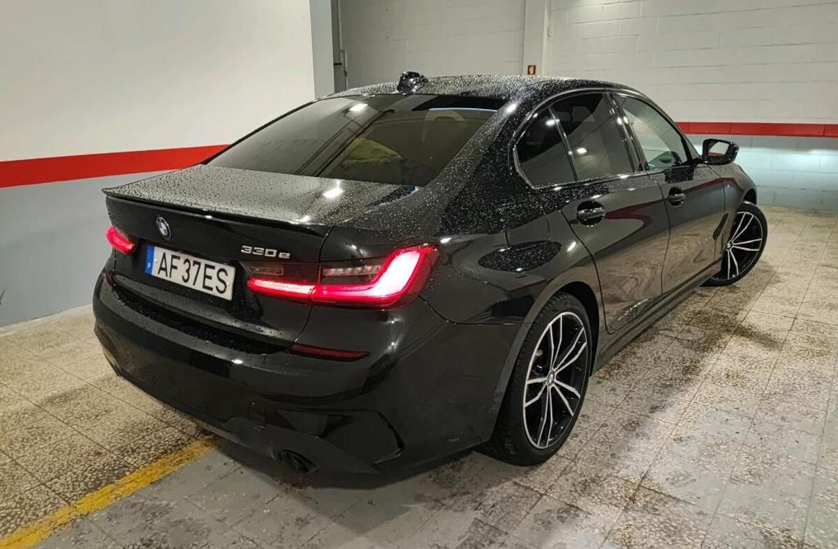 BMW Serie-3 330 e Pack M Auto