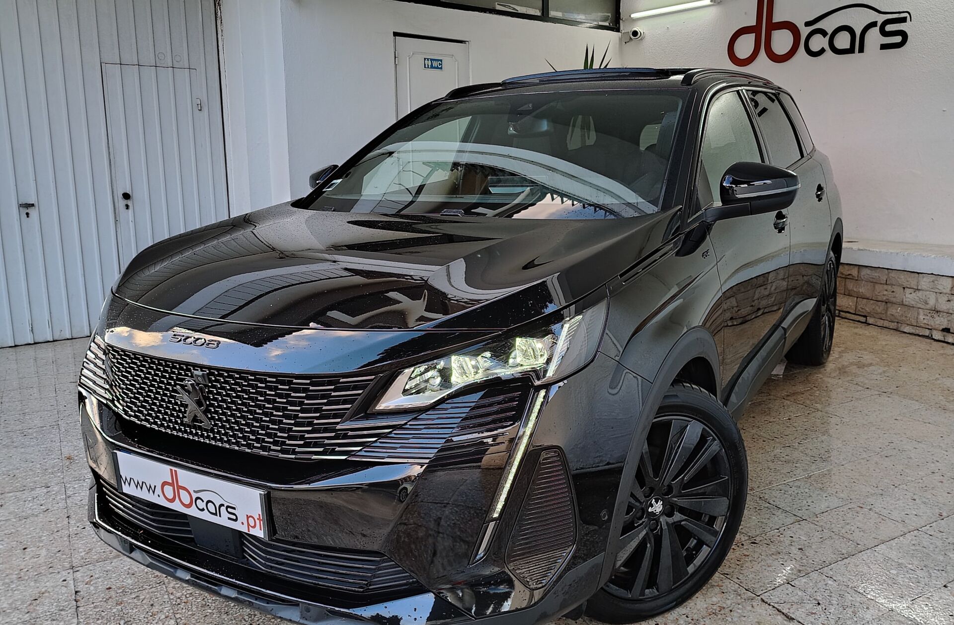 PEUGEOT 5008 1.5 BlueHDi GT EAT8